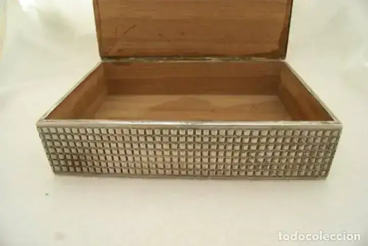 207282835_213000605.jpg