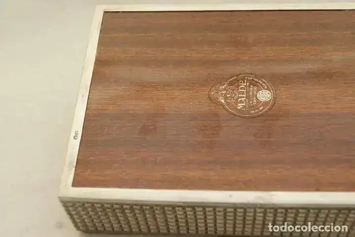 207282835_213000615.jpg