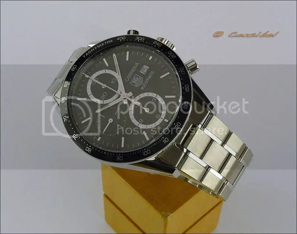 %20Heuer%20CV2010%20BA0794%20foto%2011_zpskfiyysex.webp