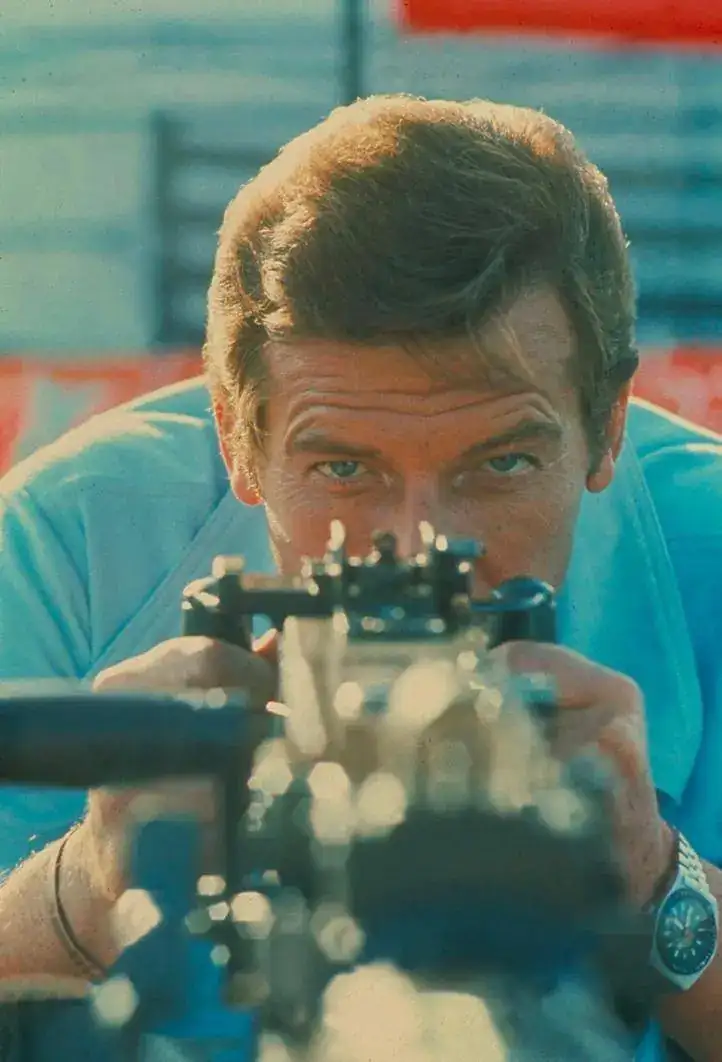 210301-tissot-pr-516-roger-moore-live-and-let-die-4.webp