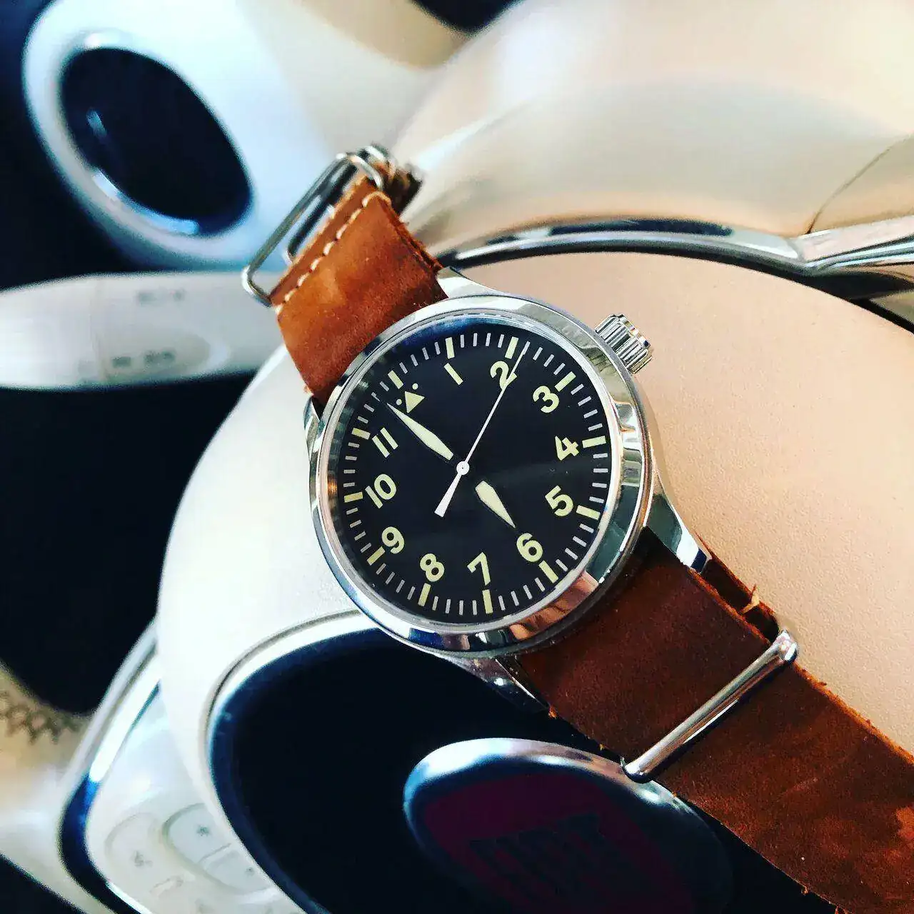 21031070 100 FLIEGER.webp