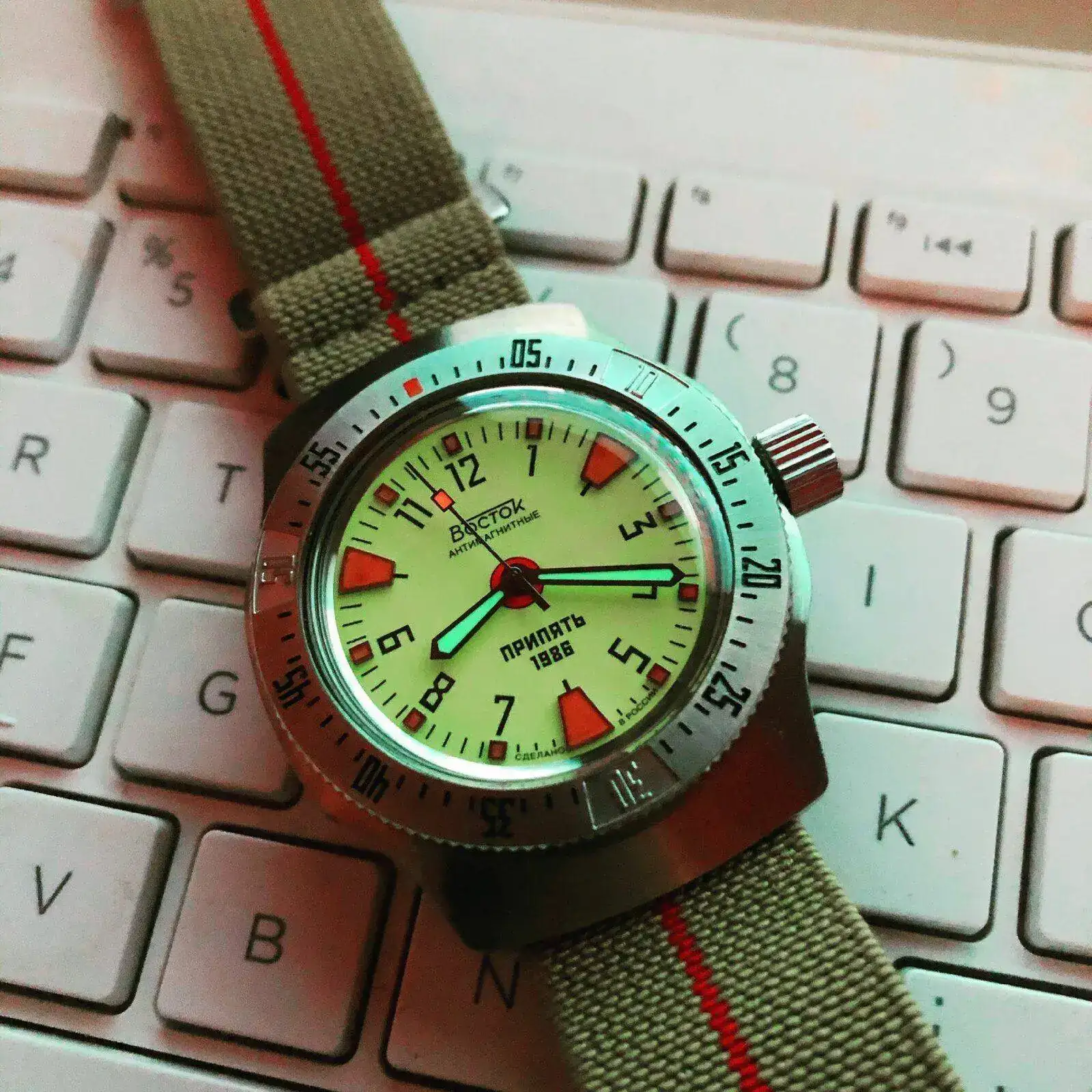 21052970 109 VOSTOK PRIPYAT RE SE IV.jpg