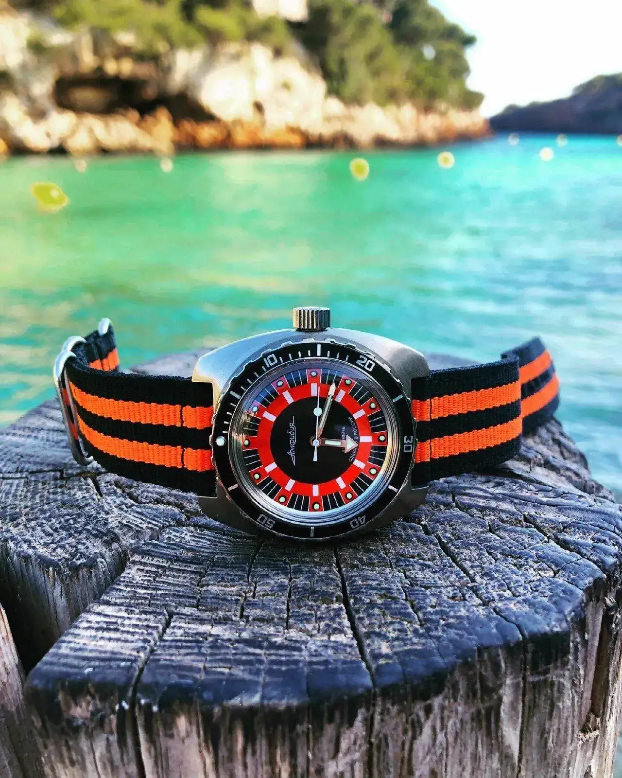 21062570 398 VOSTOK AMPHIBIAN SE150JI07.webp