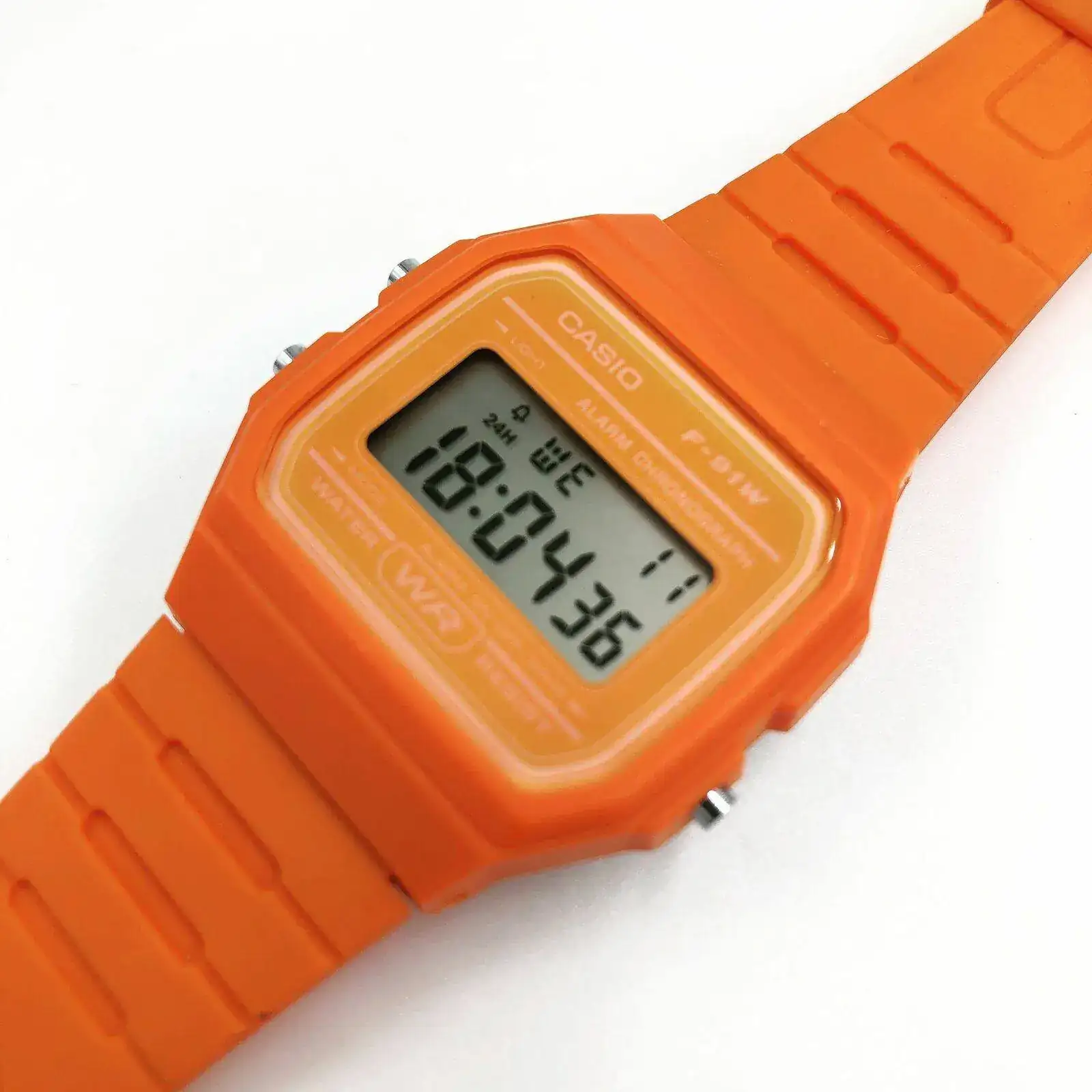 21081150 100 CASIO F91W.jpg