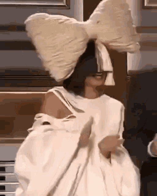 21421A11-73D6-4558-BC79-86DF2BA208BE.gif