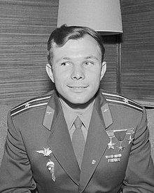220px-Yuri_Gagarin_(1961)_-_Restoration.jpg