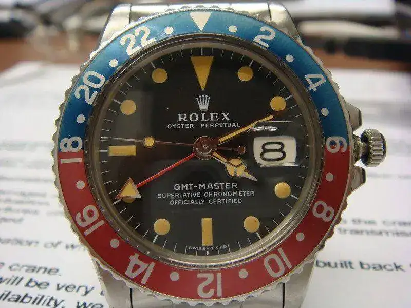 22298335630_567d28e996_c.webp