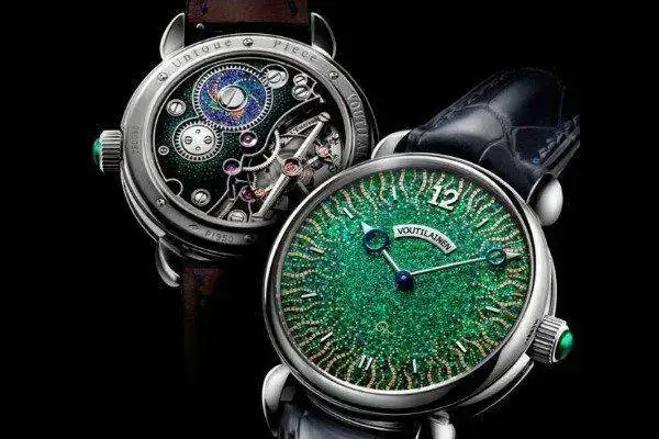 233000-dollars-japanese-watch.webp