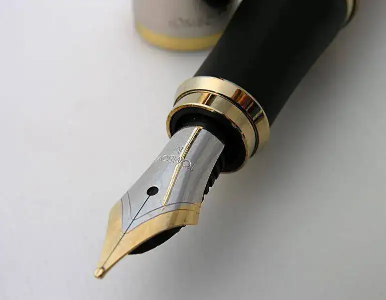 23_Tombow Zoom Classic 909fp plated_DSCN0061.webp