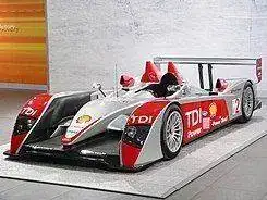 245px-Neckarsulm-AudiForum-Audi-R10-TDI.webp