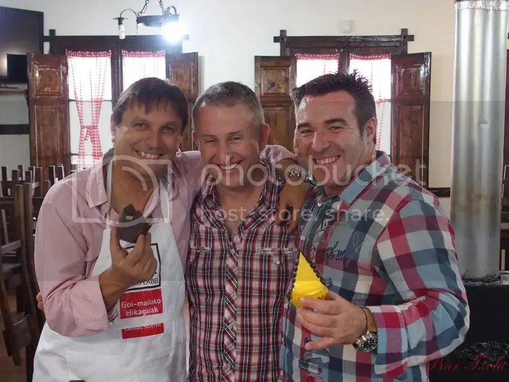 27%20Copiar_zpsswbb5hem.webp