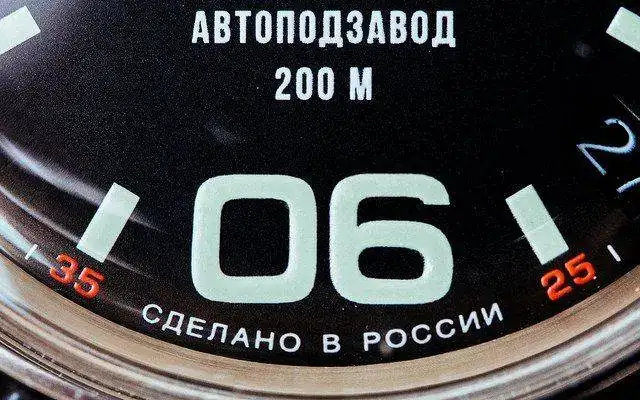 27078877704_81e3839ea9_z.webp