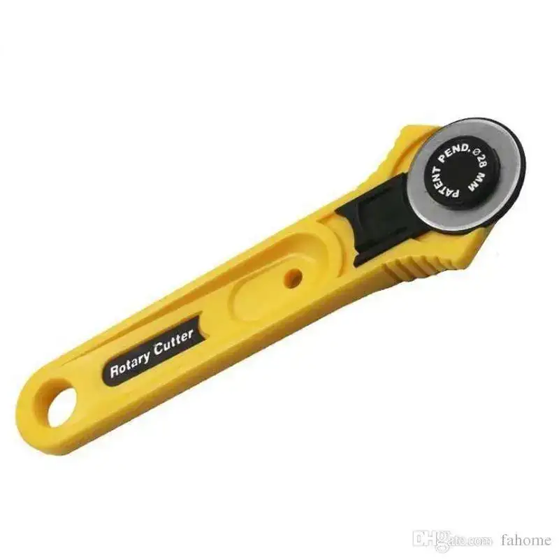 28mm-circular-cut-yellow-rotary-cutter-blade.webp