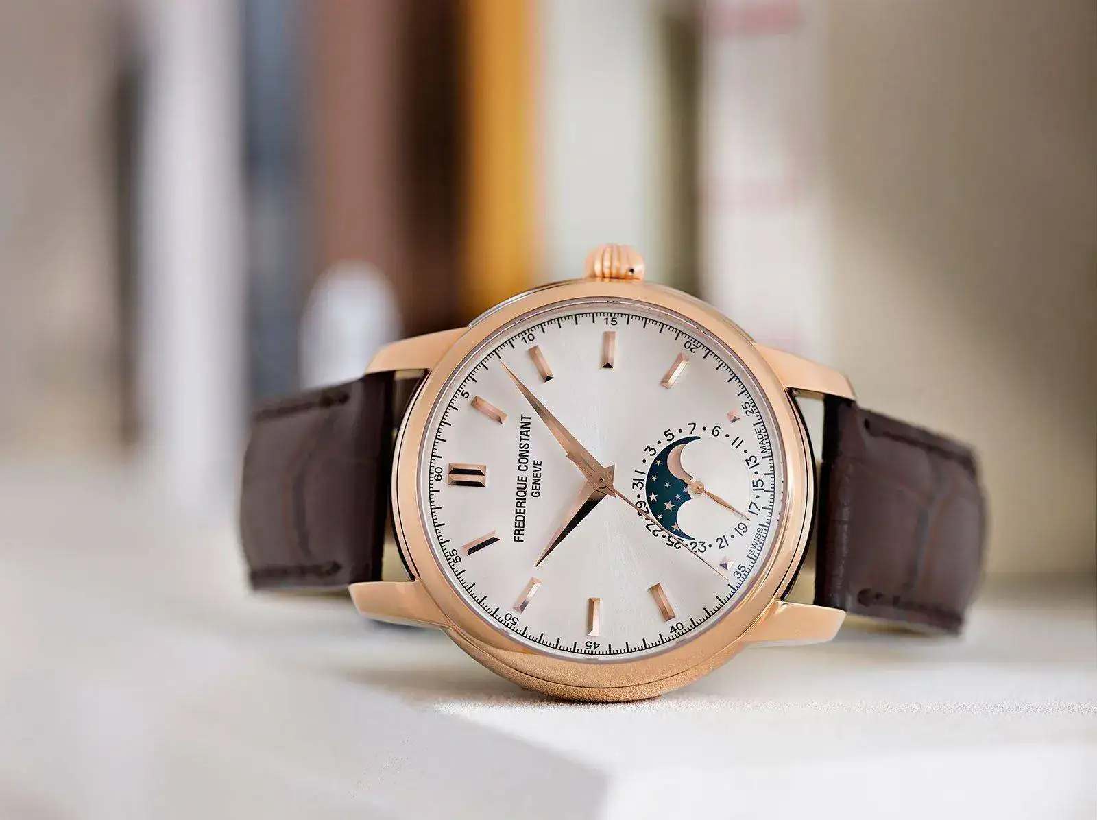 2BConstant%2BClassic%2BManufacture%2BMoonphase%2B4.webp