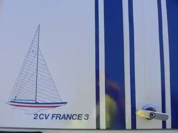 2cv-france3.webp