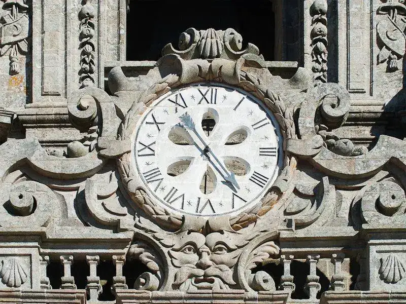 3----desarrolla-constructora-santiago-torre-del-reloj-catedral-8.jpg