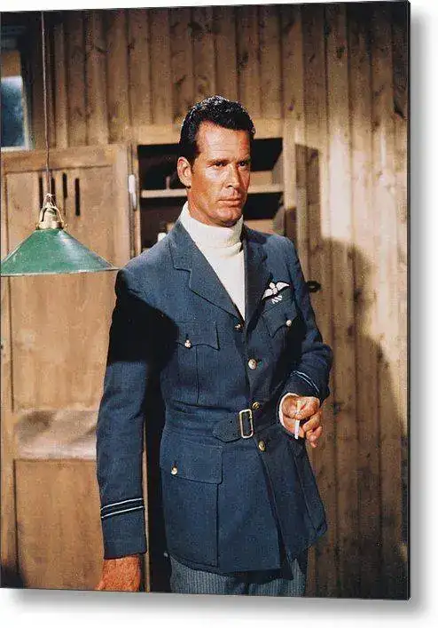 3-james-garner-in-the-great-escape-silver-screen.jpg