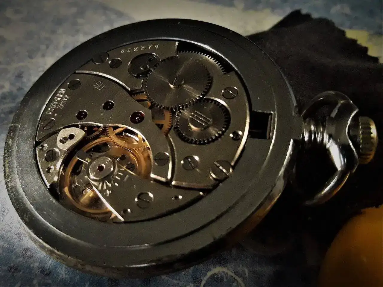 3. Molniya cal..webp