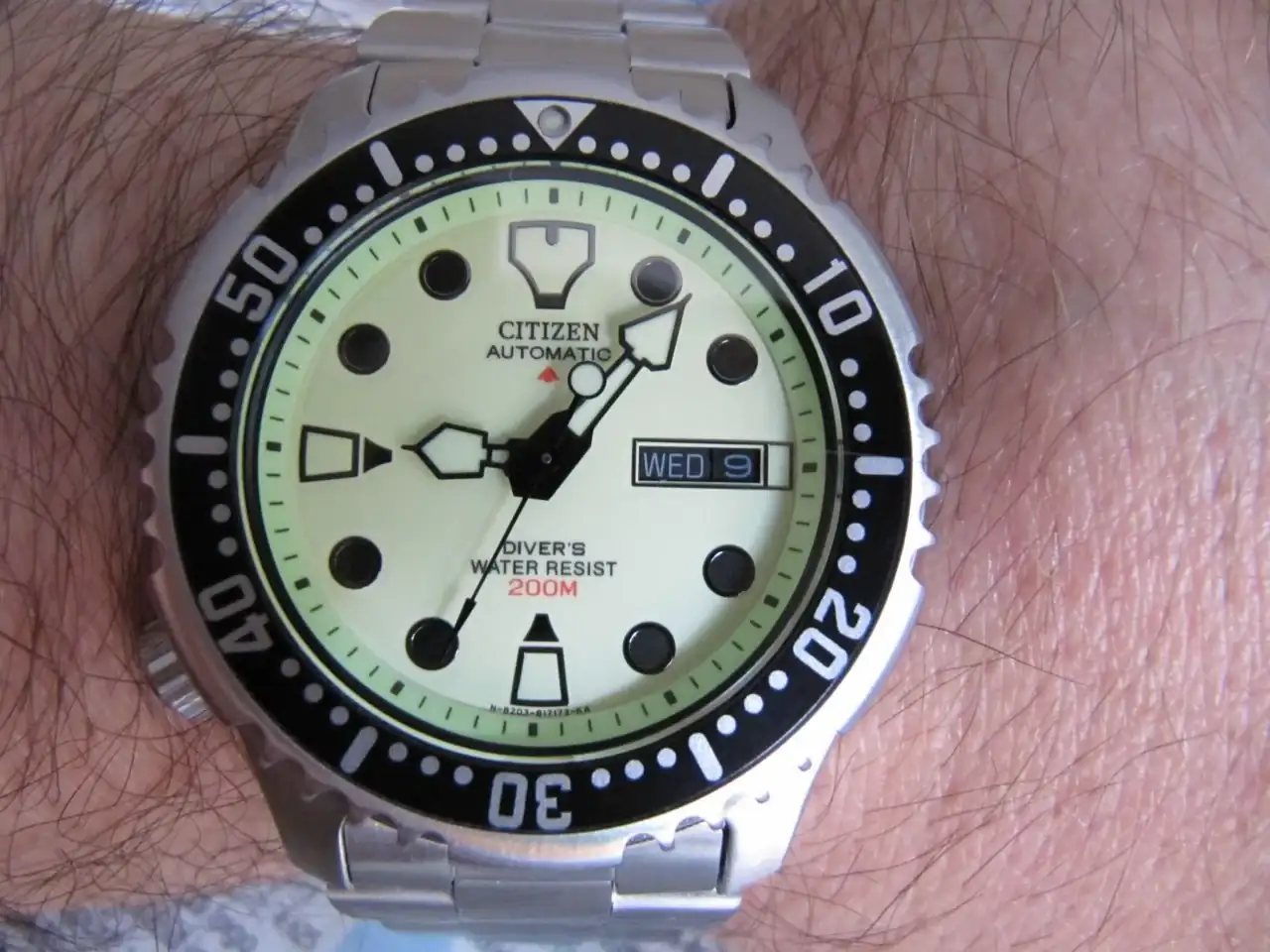 31616t-citizen-ny0040-09wb-aka-leuchtkeks-img_0304.webp