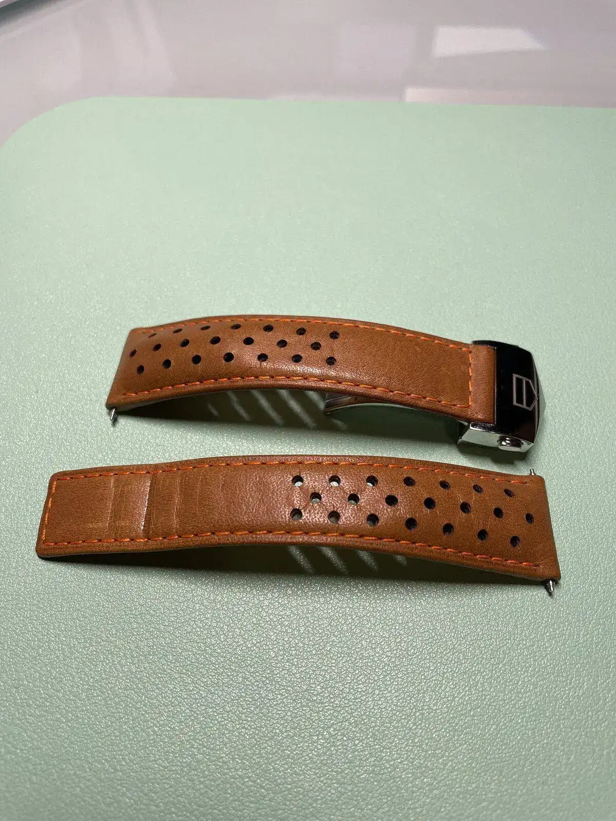 33CF8F28-48A1-4350-9550-3A28740F4117.webp