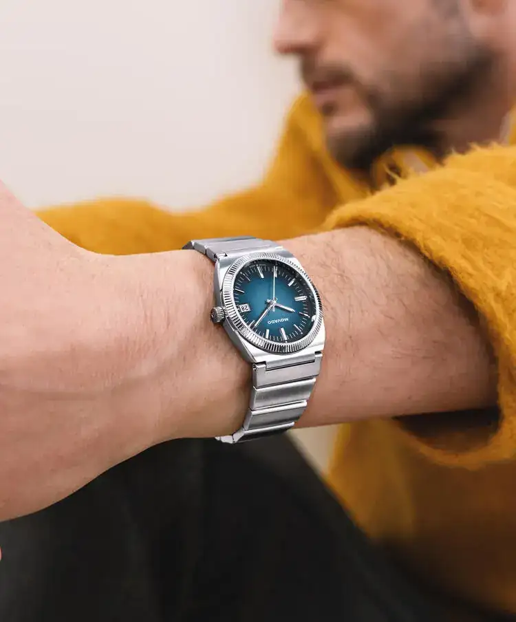 3650215_Wrist_M.webp