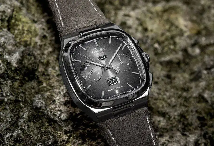 37-02-05-02-35_Seventies_Chronograph_PD_grey_RGB_8.webp