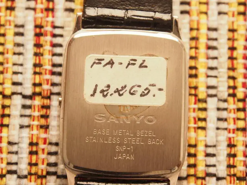 37-PA200562.webp