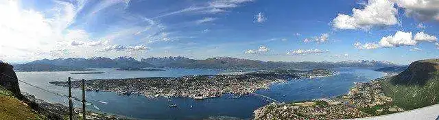 3804285485_c13e0702bf_z.webp