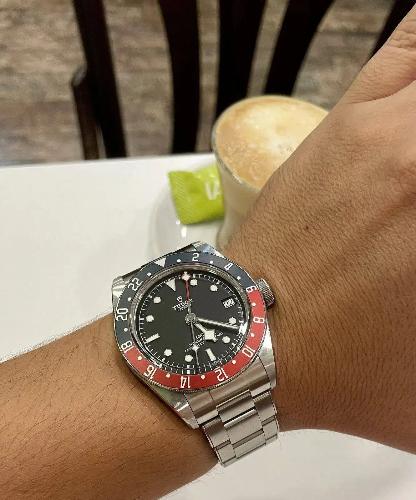 390C1139-B085-45D9-B502-20AE8F254FFF.webp