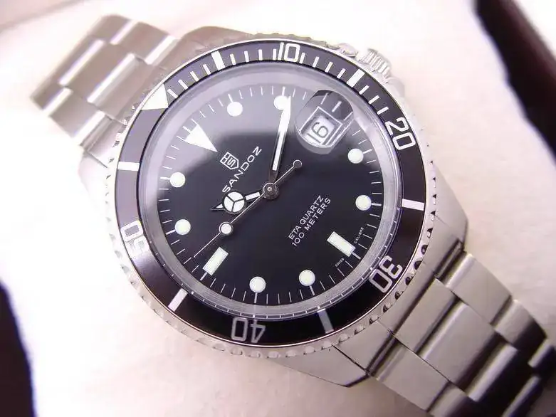 3918-QZ-SUBMARINER-1.webp