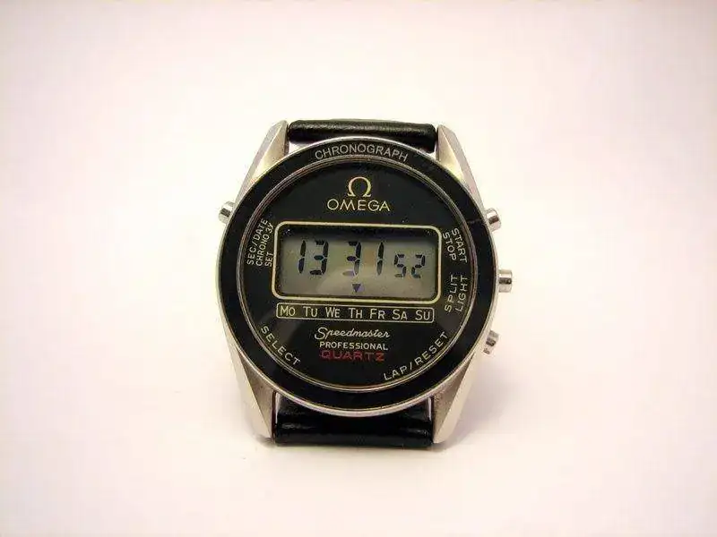 4-omega-speedmaster-quartz-lcd-omega_image.2294358.webp