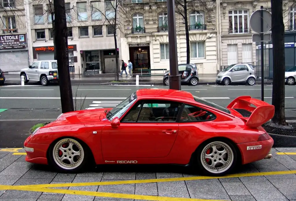 4295670321_9e9409bccd_o-1024x698.webp