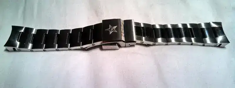 431454-fs-zenith-bracelet-for-striking-10th-36-000-vph-42mm-and-some-others.webp