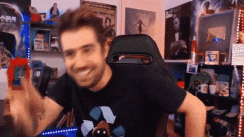 44542FC7-C472-461C-9FC4-AD4101891E6D.gif