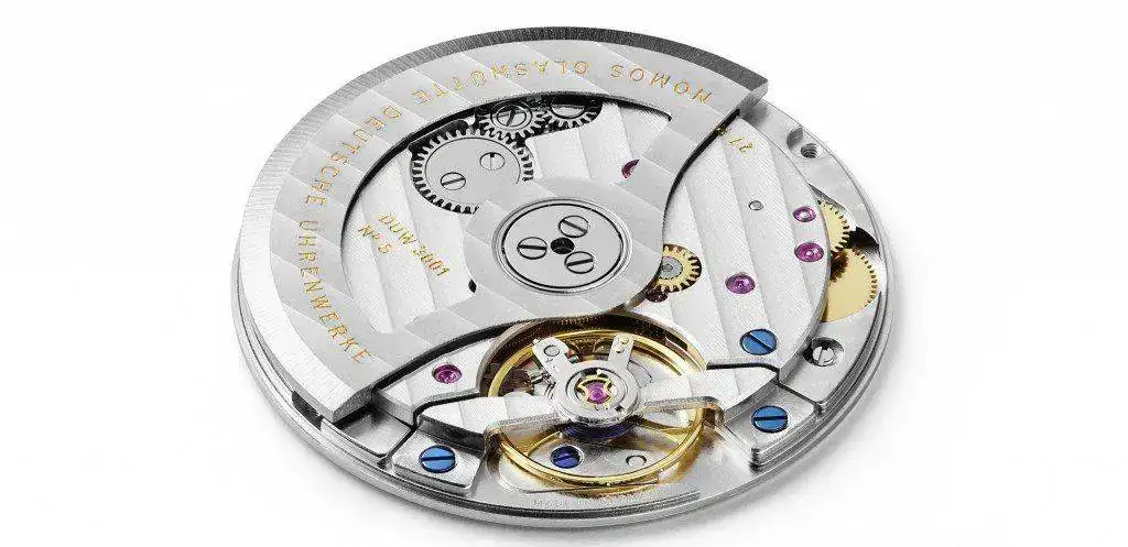 44_NOMOS_DUW3001_Boden-e1444490660677-1024x497.webp