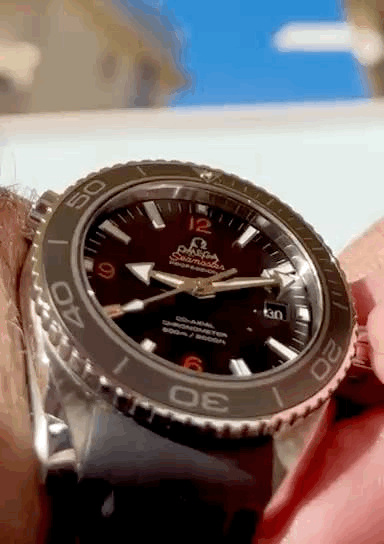 44CAE50D-D45B-4D2F-93BA-1607A3B63FC9.gif
