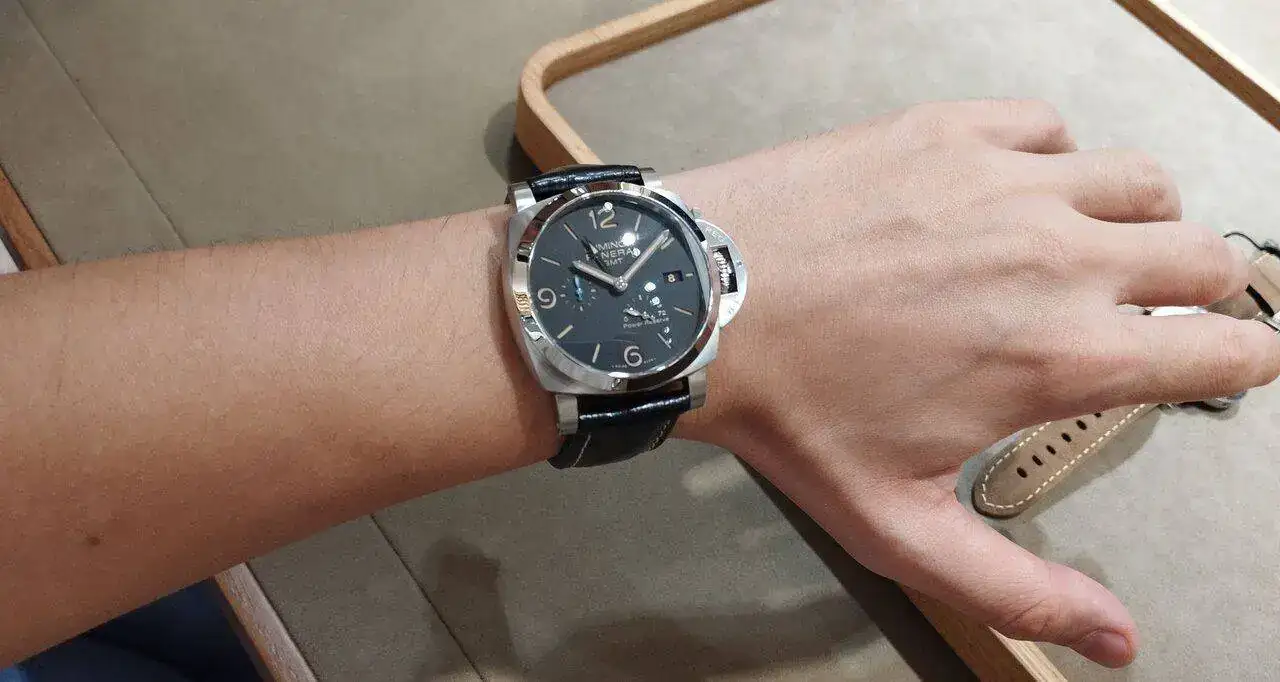 44mm.jpg