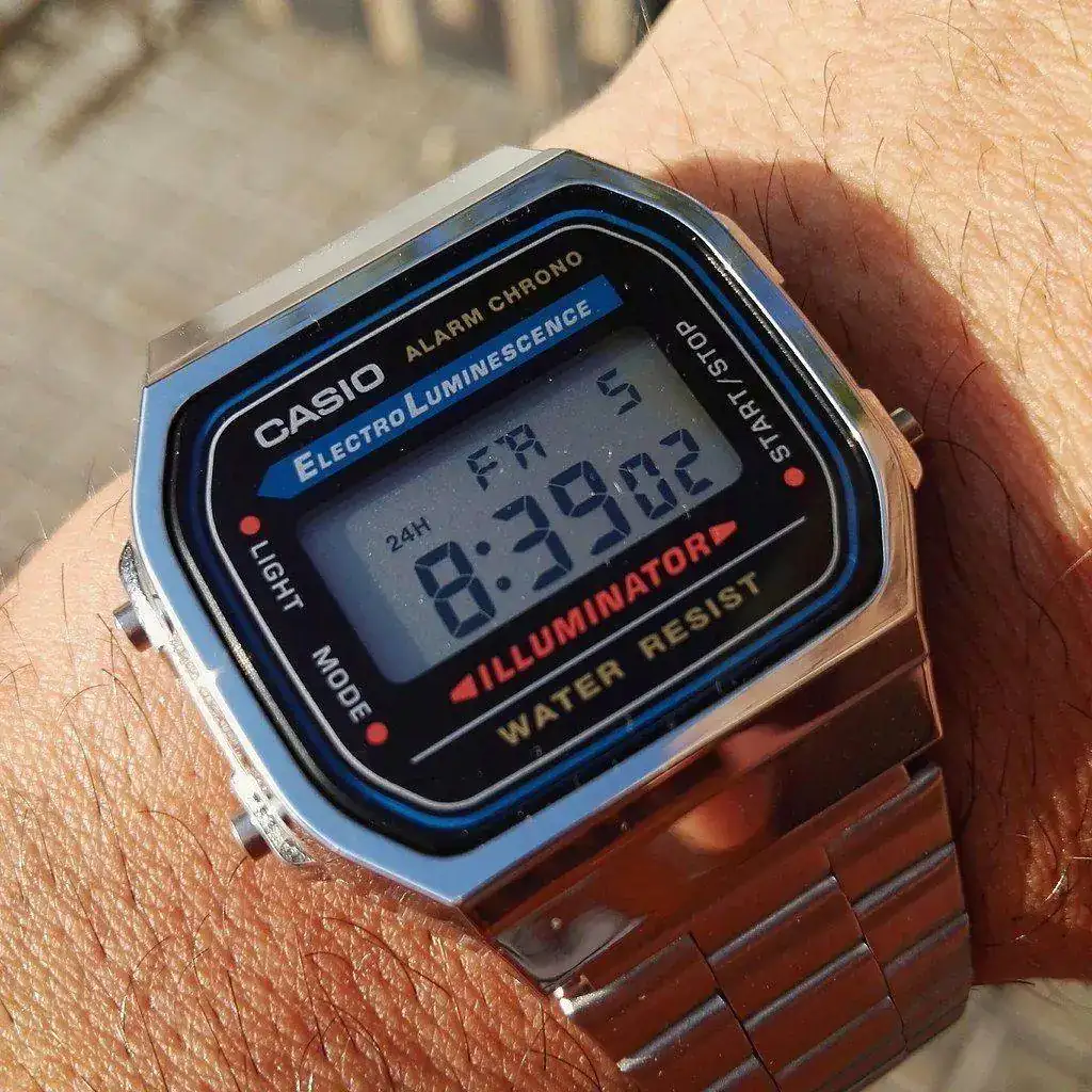 Casio a168w outlet review