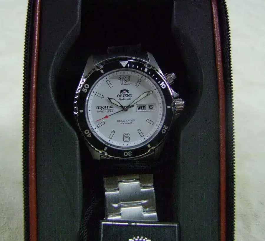 483302d1312174482-orient-white-mako-white-mako.webp