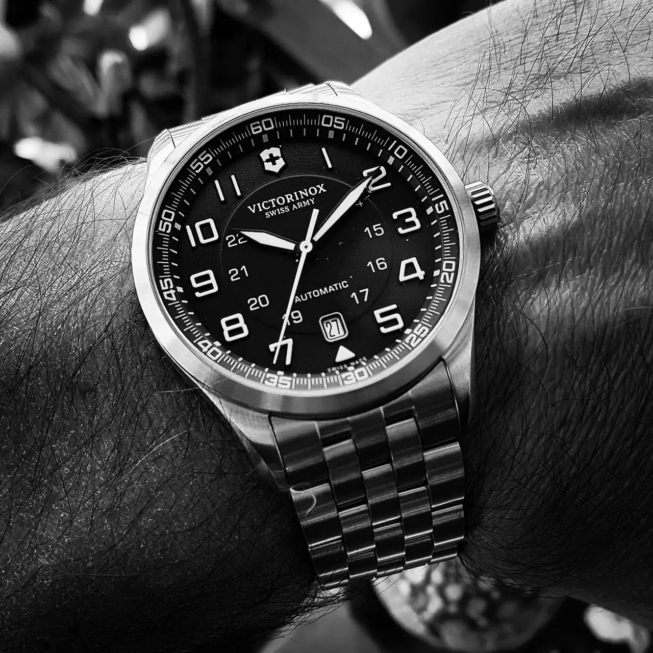 484 Victorinox Swiss Army AirBoss Mechanical #241508 (B&W).webp