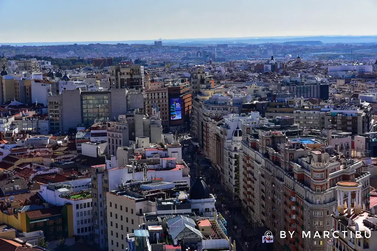 49080213827_933d369613_h.webp