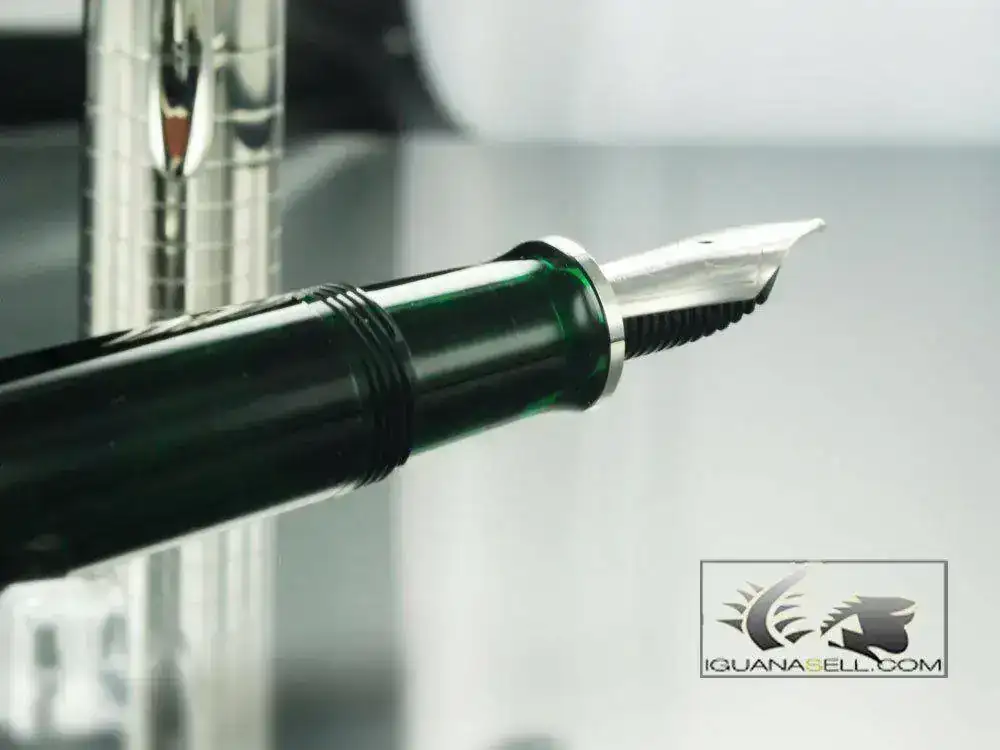 5-Fountain-Pen-Dark-Green-and-.925-Silver-945147-6.webp