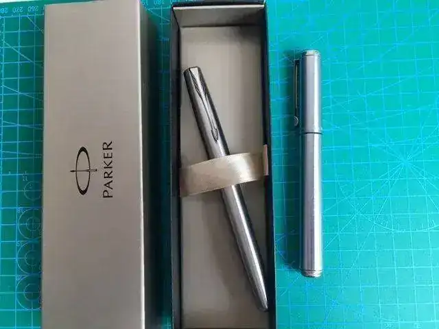 5 parker sheaffer a.webp
