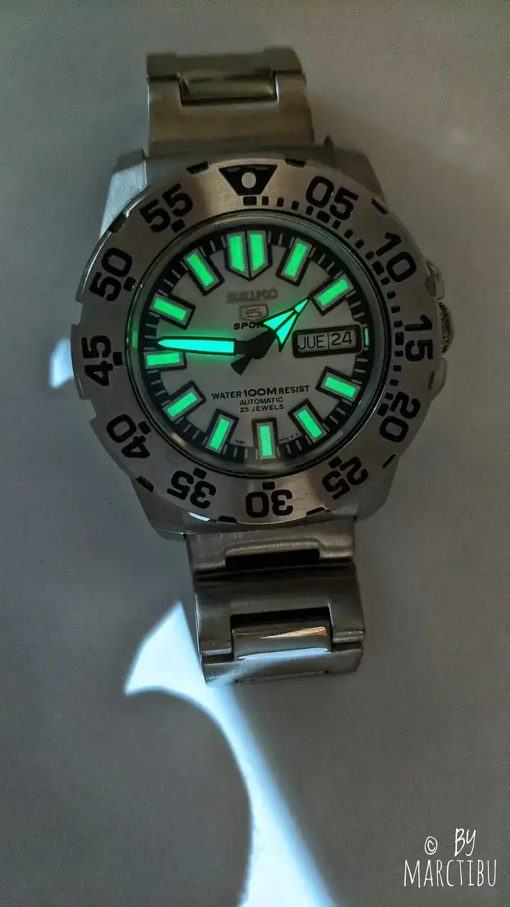 51266969262_c62012e0e3_h.webp