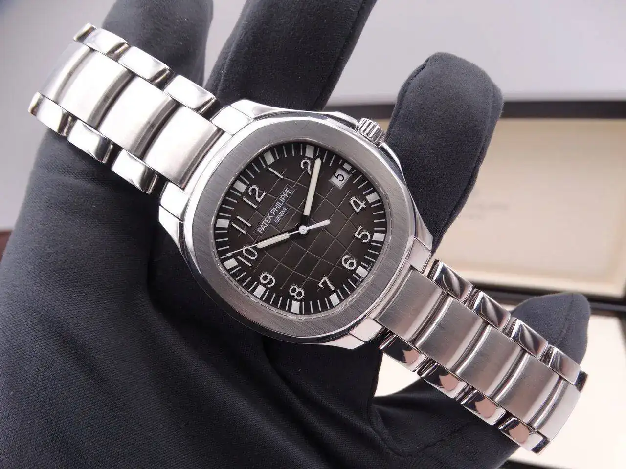 5167 Patek Philippe Aquanaut 02976.JPG