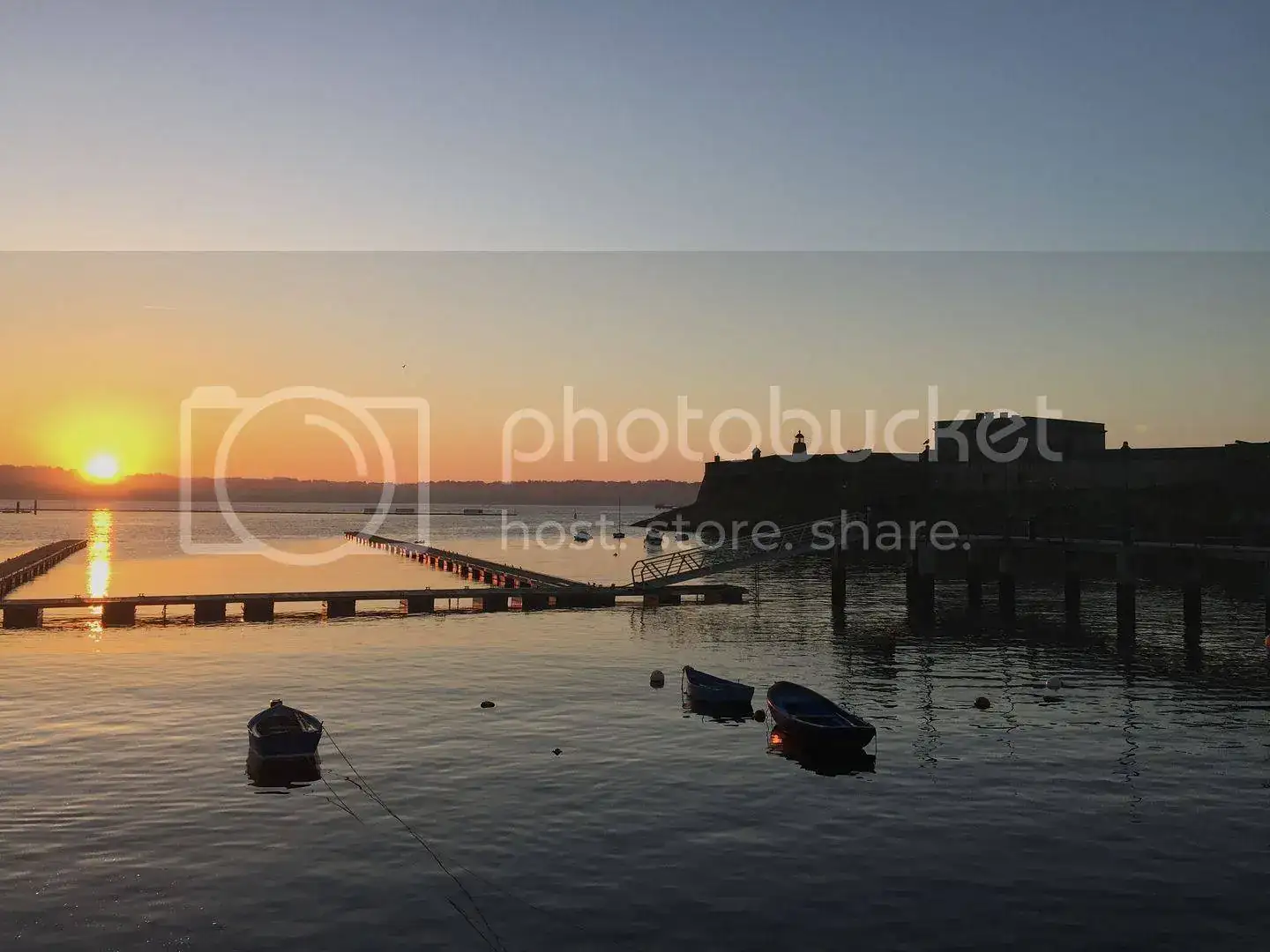 54E23629-5915-40D0-B3D1-DEC9BC7DBF8B_zpsufya1ugp.webp