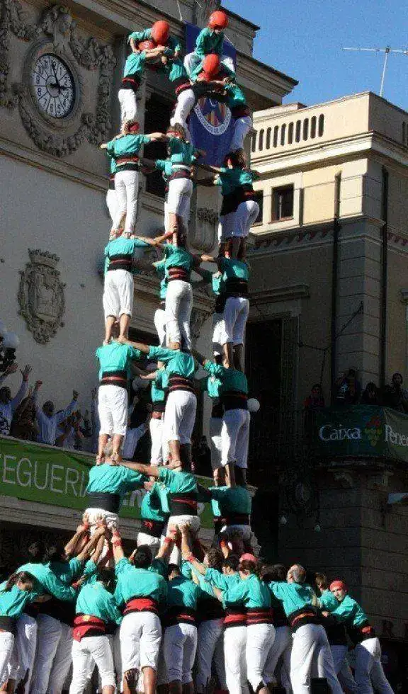 576_1351785843castellers2.webp