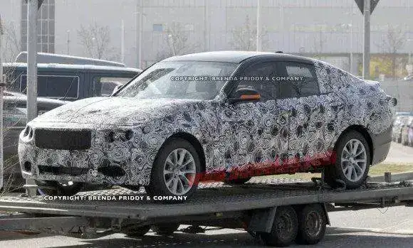 580001-bmw-3-series-gt-spy-shots.webp