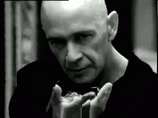 5dfe72623195564bb5f994d3f612d65e.gif