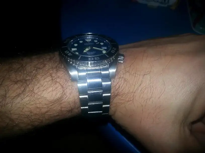 5nwrFHa.webp